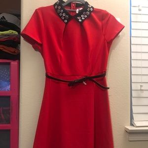 Pester pan collar Elle Dress